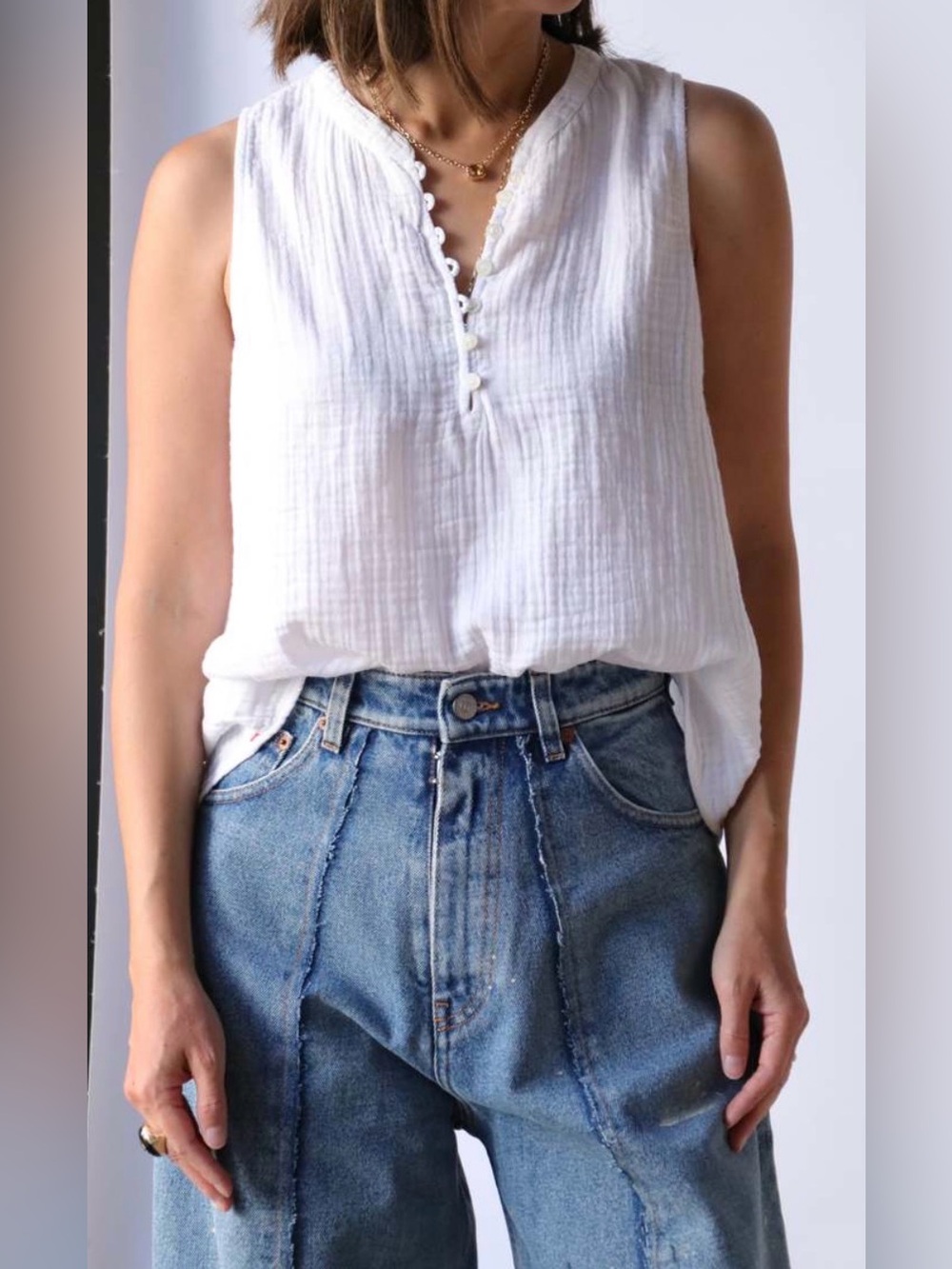 XiRENA Tish Gauze Top